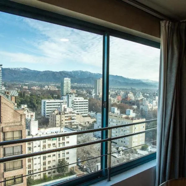 Lujoso Departamento En La Mejor Ubicacion De La Ciudad De Mendoza Con Vista A La Montana Apartment